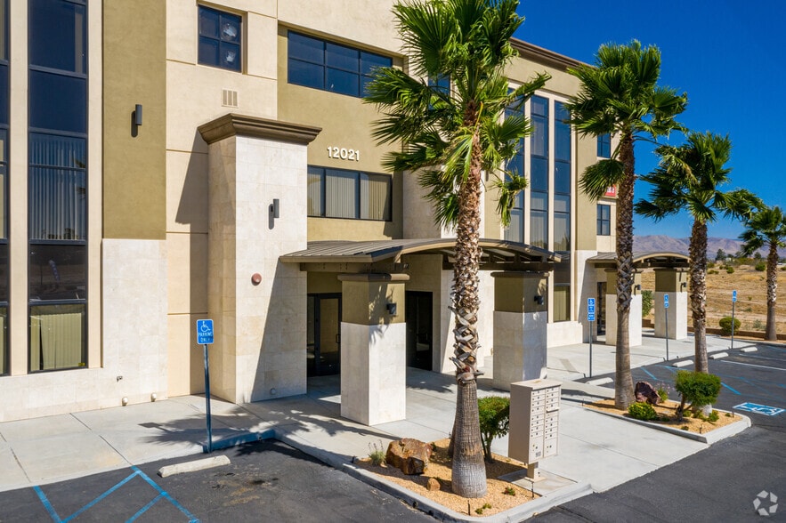 More Photos Of 12021 Jacaranda Ave, Hesperia Medical For Lease