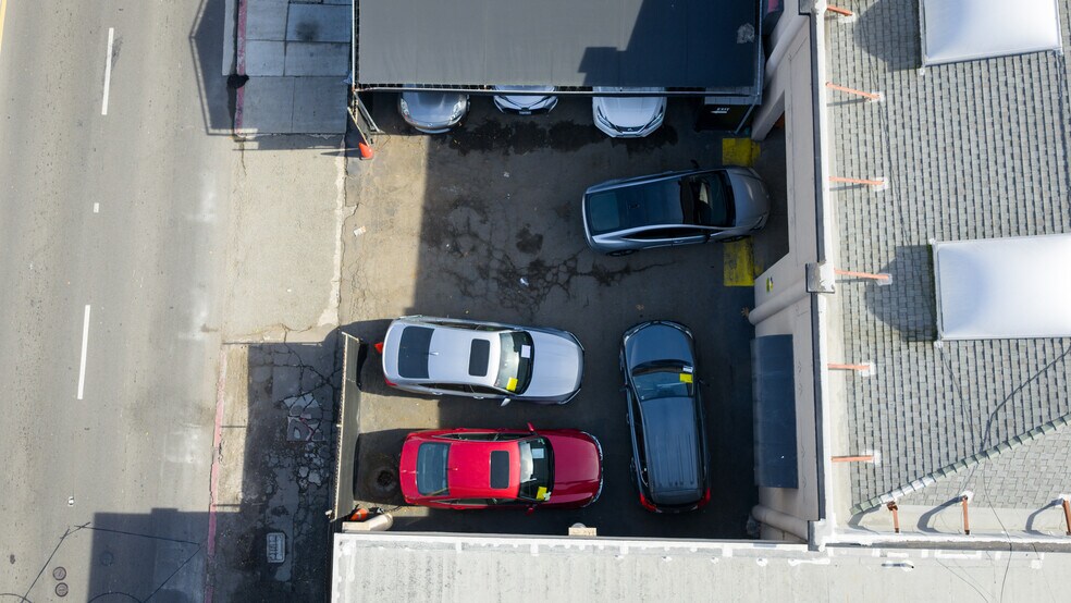 More Photos Of 2505 University Ave, San Diego Auto Repair For Sale