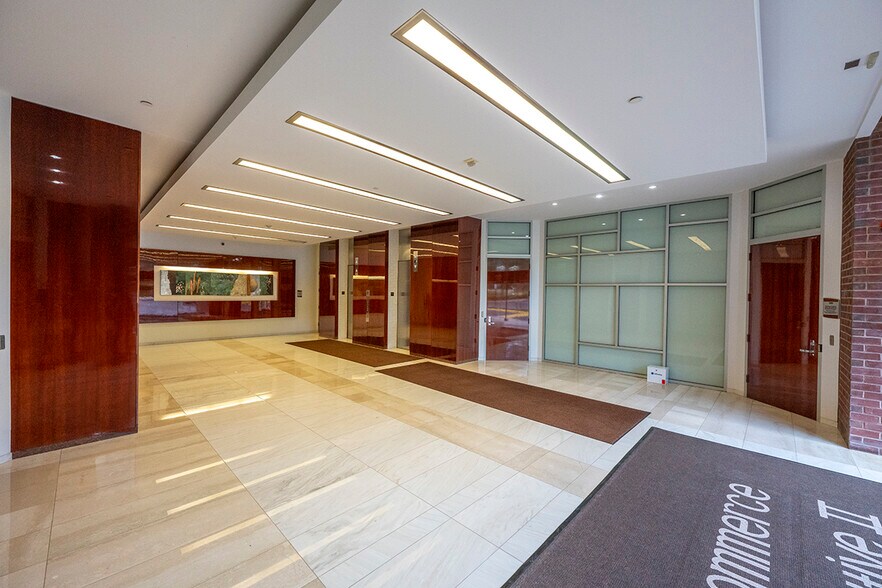 More Photos Of 11490 Commerce Park Dr, Reston Loft Creative Space For Sale
