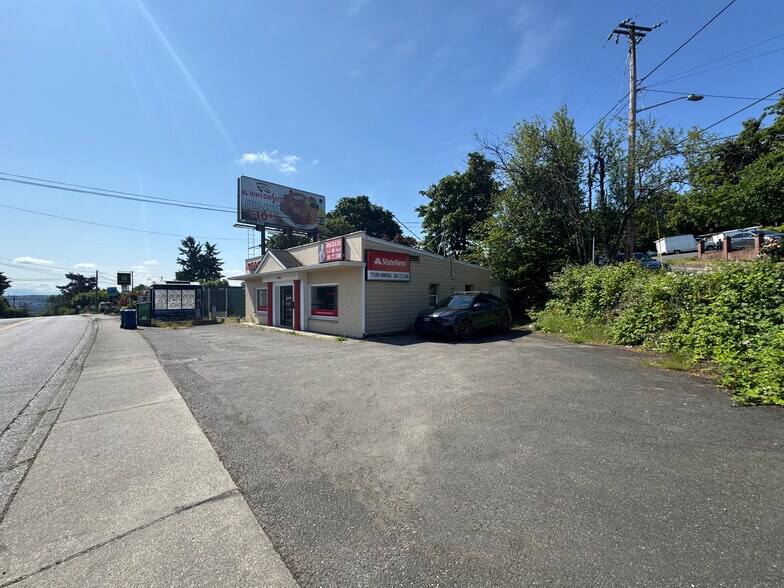More Photos Of 12705 Renton Ave S, Seattle Office For Sale