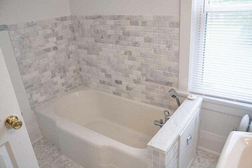 More Photos Of 930 89th Ave W, Duluth Apartments For Sale