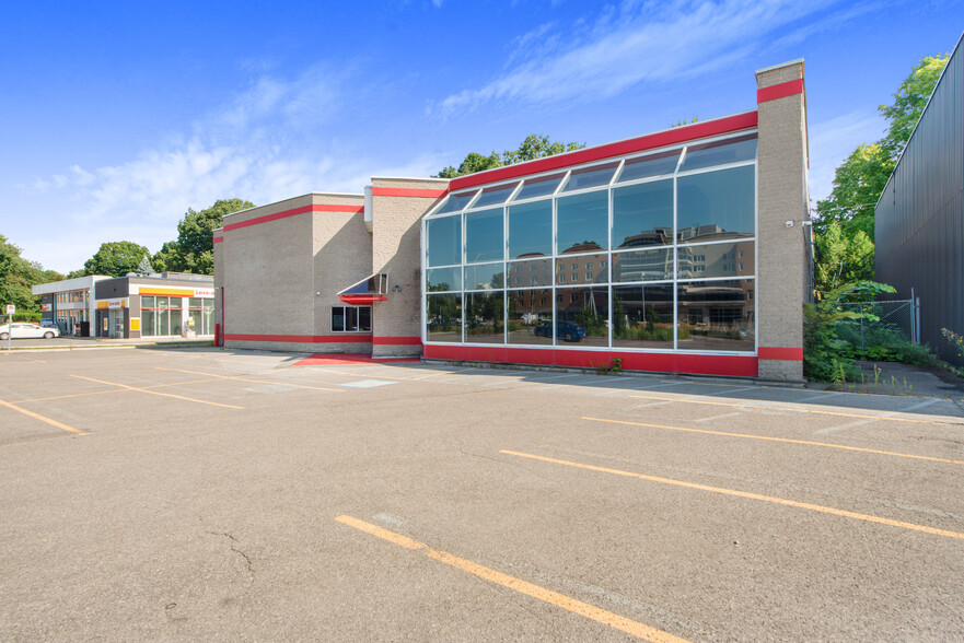 Primary Photo Of 251 Boul Brien, Repentigny Storefront For Lease