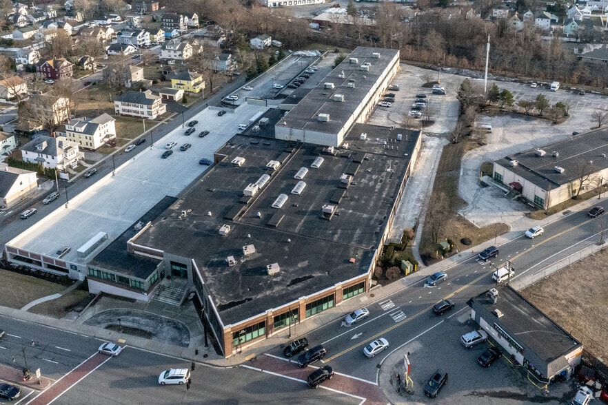 More Photos Of 306 Belmont St, Worcester Office For Lease