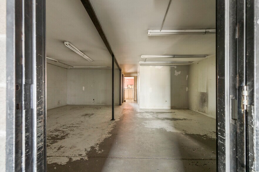 More Photos Of 12 S 111th Ave, Tulsa Service For Lease