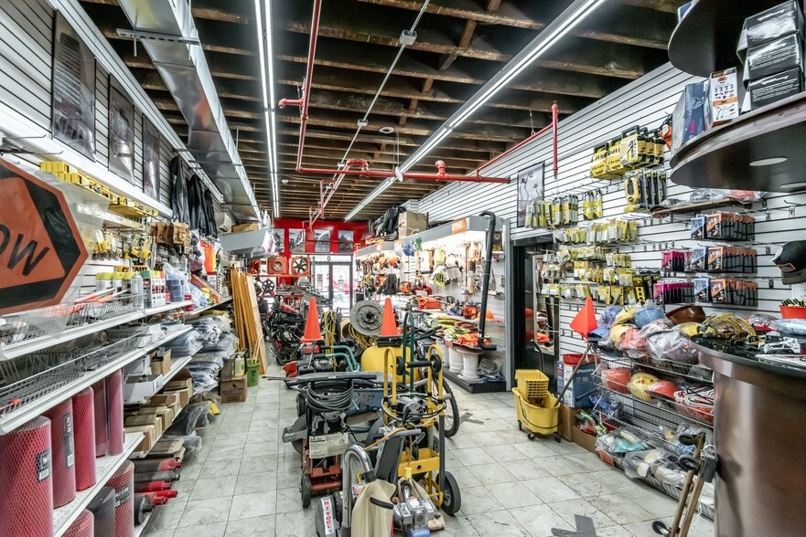 More Photos Of 616 Coney Island Ave, Brooklyn Auto Repair For Sale