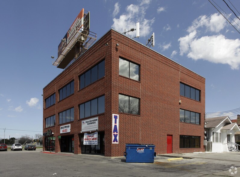 More Photos Of 1818 S New Braunfels Ave, San Antonio Medical For Lease