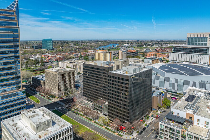 More Photos Of 555 Capitol Mall, Sacramento Office For Lease