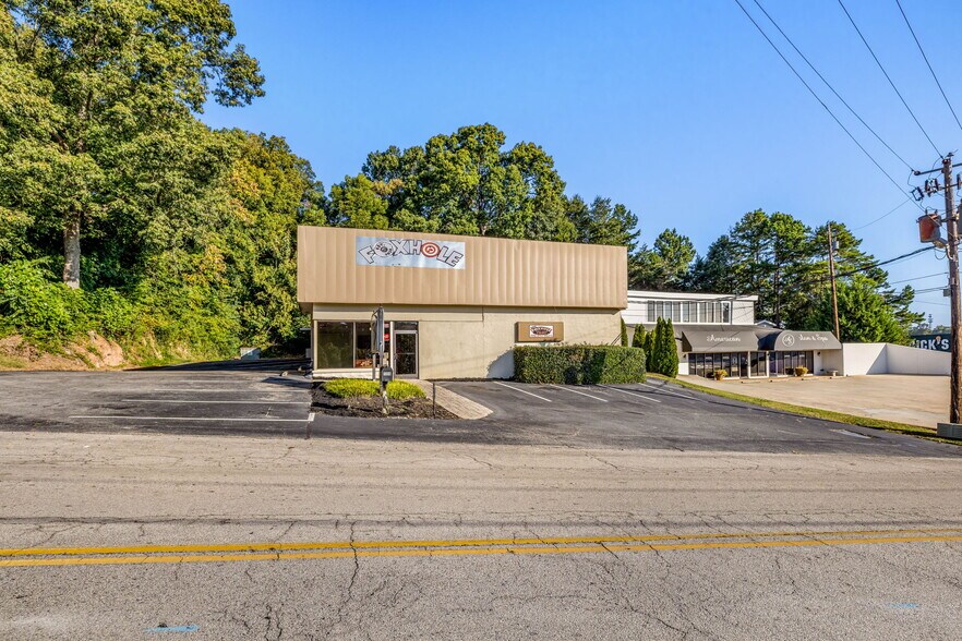 More Photos Of 1358 Plaza Dr, Gainesville Freestanding For Sale