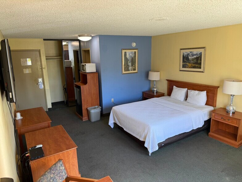 More Photos Of 4219 E Waterloo Rd, Stockton Hotel For Sale