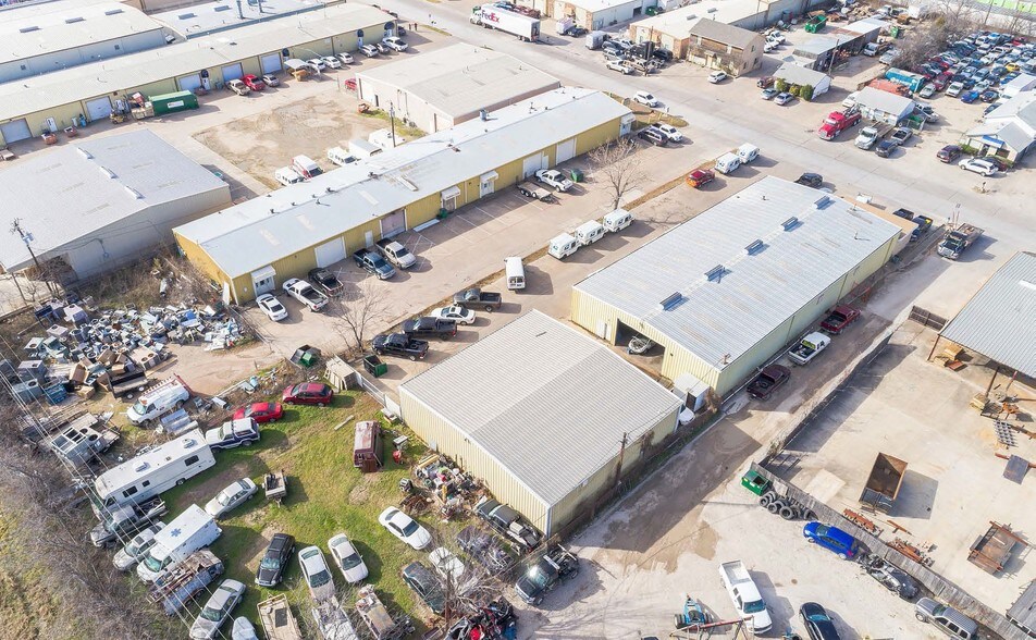 More Photos Of 5150 Boyd Blvd, Rowlett Warehouse For Lease