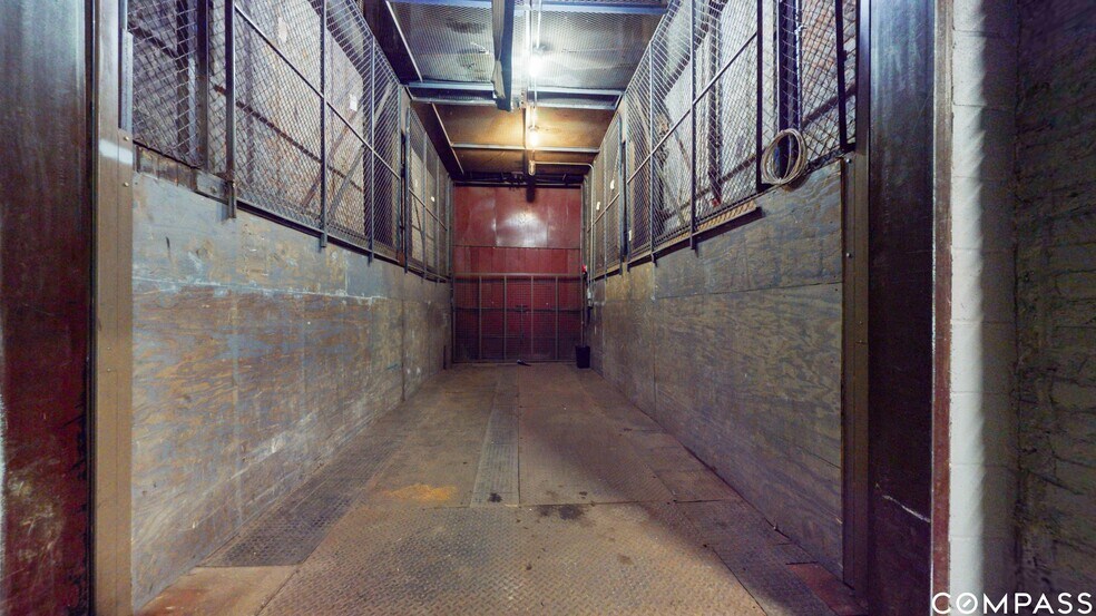 More Photos Of 2241 S Wabash Ave, Chicago Loft Creative Space For Sale