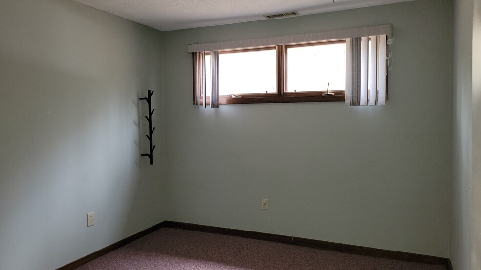 More Photos Of 365 Storrs Rd, Mansfield Center Healthcare For Sale