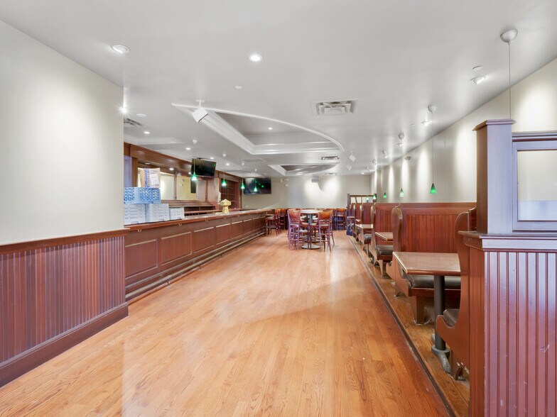 More Photos Of 1100 S Flower St, Los Angeles Office For Lease