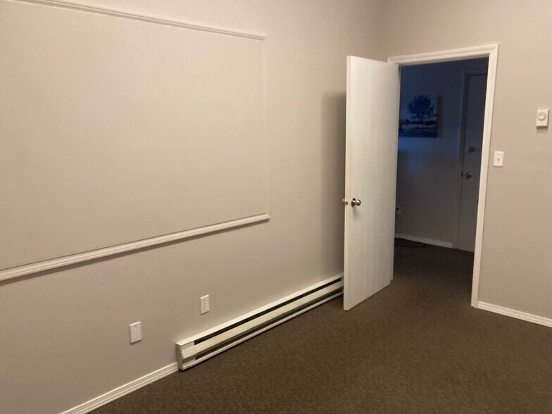 More Photos Of 5920 N Government Way, Coeur d'Alene Office For Lease