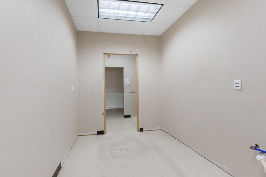 More Photos Of 2420 Argillite Rd, Flatwoods Freestanding For Lease