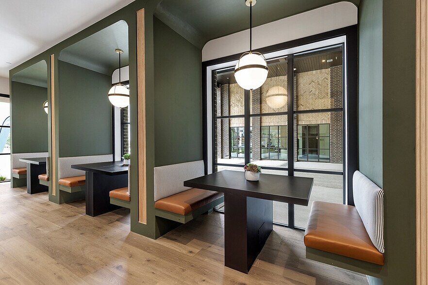 More Photos Of 7910 S New Braunfels, San Antonio Apartments For Lease