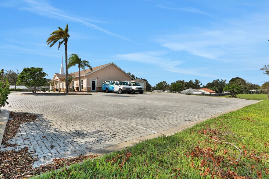 More Photos Of 1495 Herbert St, Port Orange Religious Facility For Sale