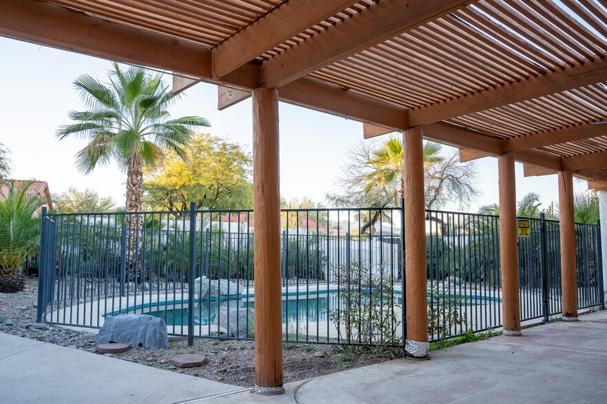 More Photos Of 14030 N El Pueblo Blvd, Fountain Hills Assisted Living For Sale