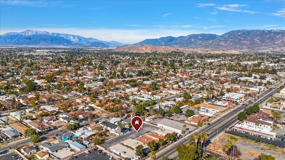 More Photos Of 1376 N Waterman Ave, San Bernardino Unknown For Lease