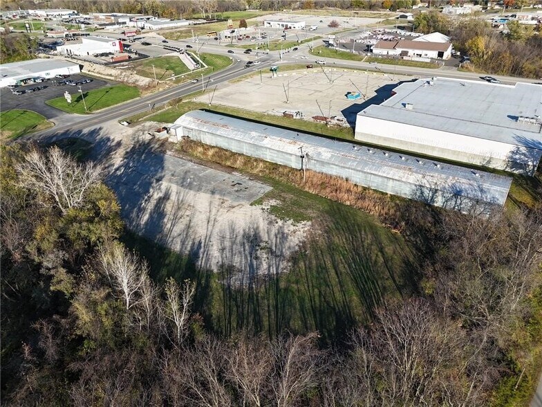 More Photos Of 3724 Pear St, Saint Joseph Warehouse For Sale