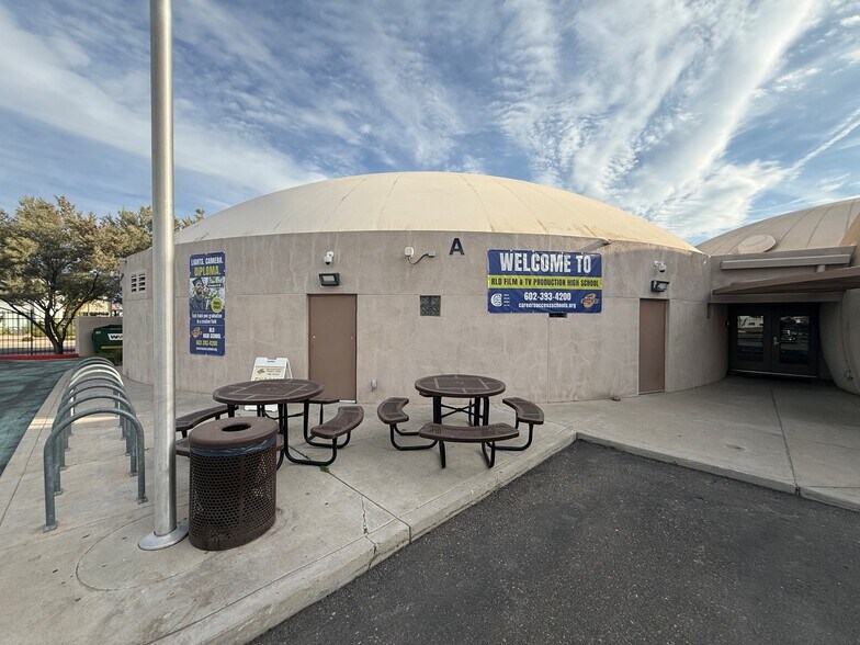 More Photos Of 2550 E Jefferson St, Phoenix Schools For Sale