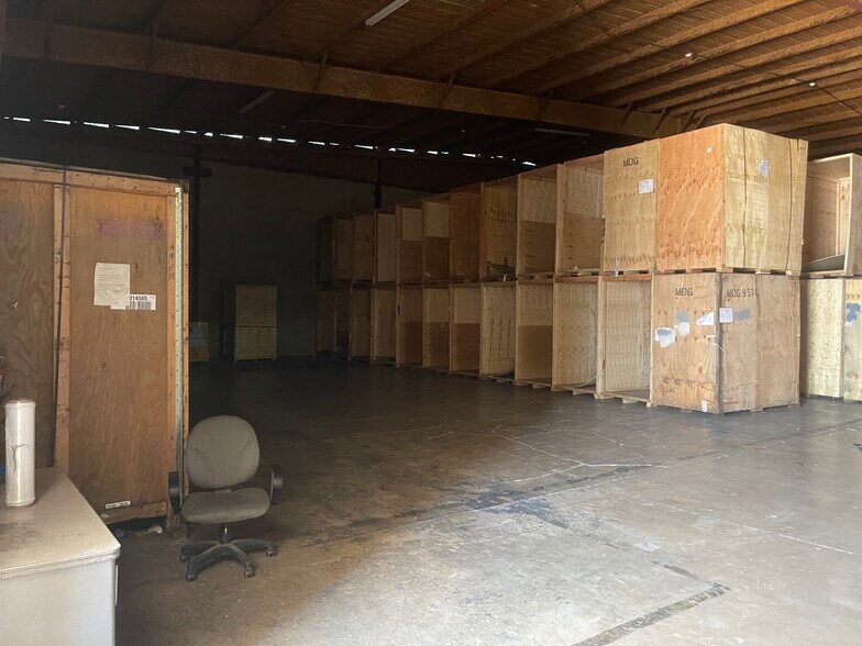 More Photos Of 5401 E Veterans Memorial Blvd, Killeen Warehouse For Lease