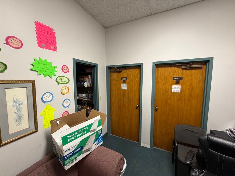 More Photos Of 107 Kingsway Rd, Brandon Medical For Sale