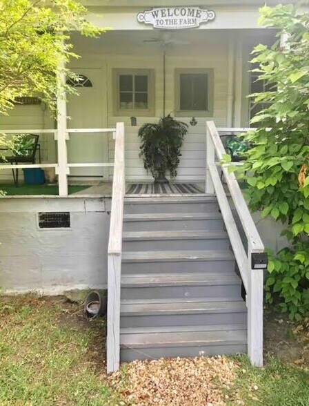 More Photos Of 85 Main St, Georgetown Specialty For Sale