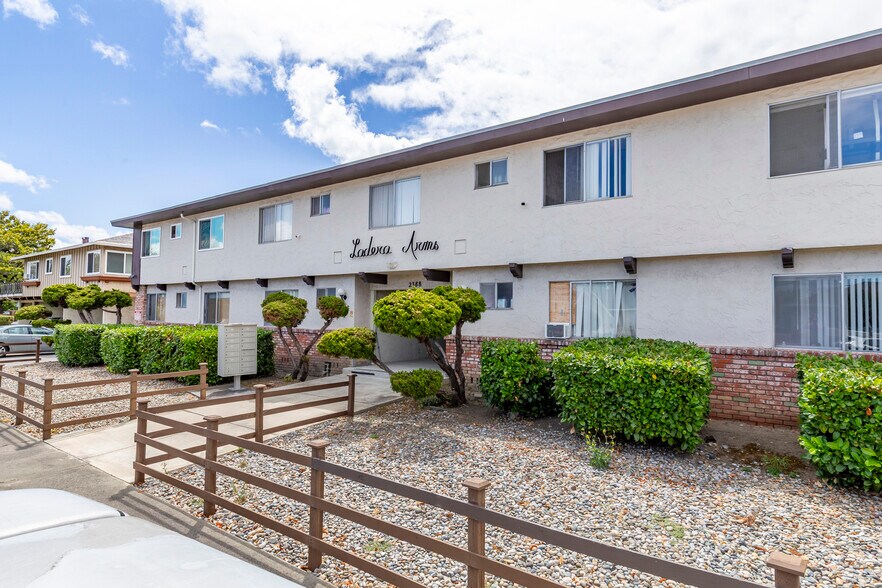 More Photos Of 2388 Karen Dr, Santa Clara Apartments For Sale
