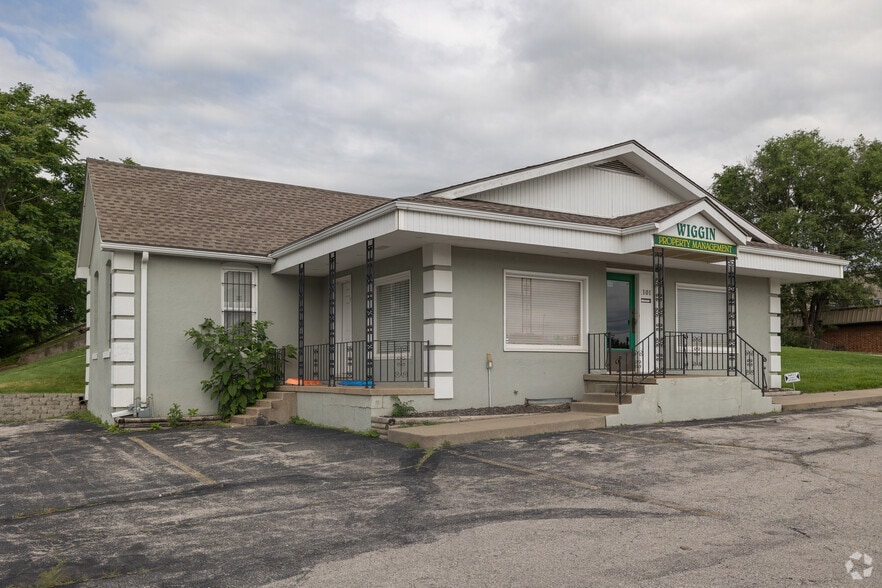 More Photos Of 1101 N 7th St, Leavenworth Office For Lease
