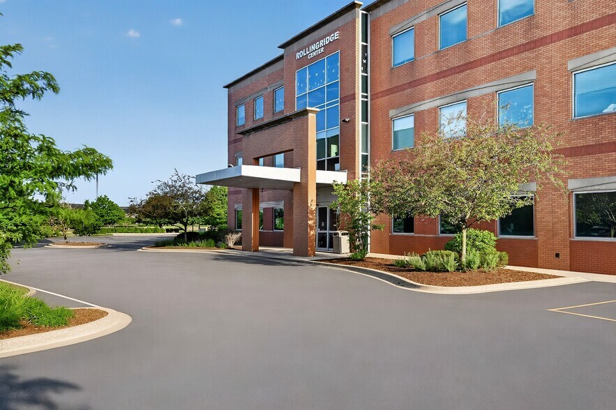 Primary Photo Of 2940 Rollingridge Rd, Naperville Medical For Lease