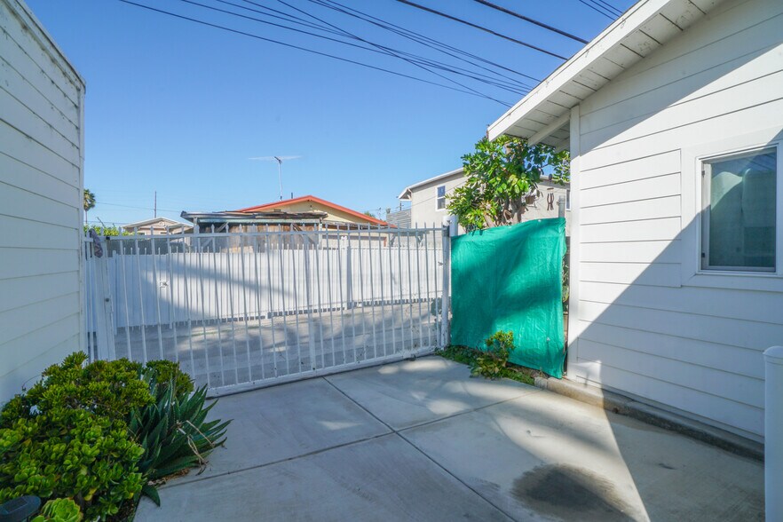 More Photos Of 20414 Kenwood Ave, Torrance Apartments For Sale