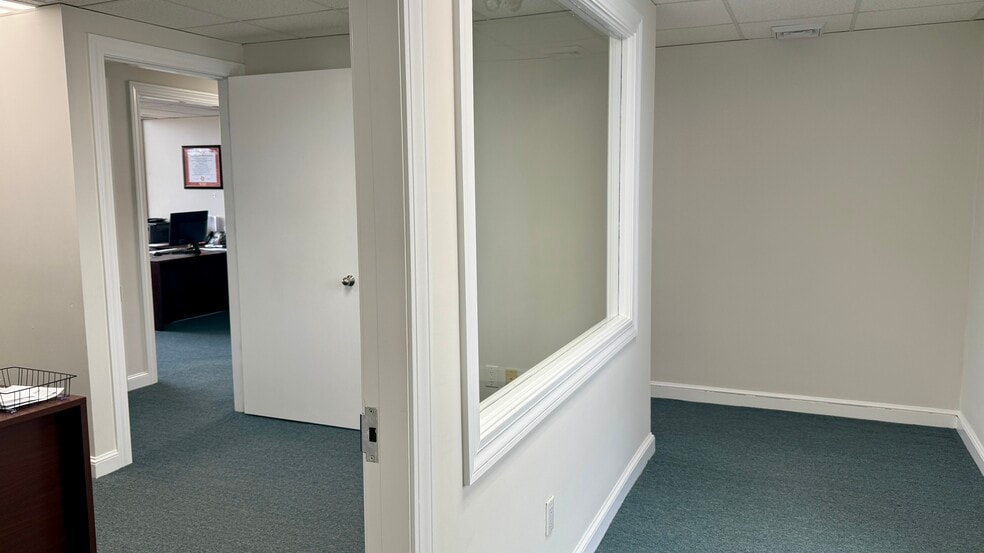 More Photos Of 218 W Main St, Hyannis Medical For Sale