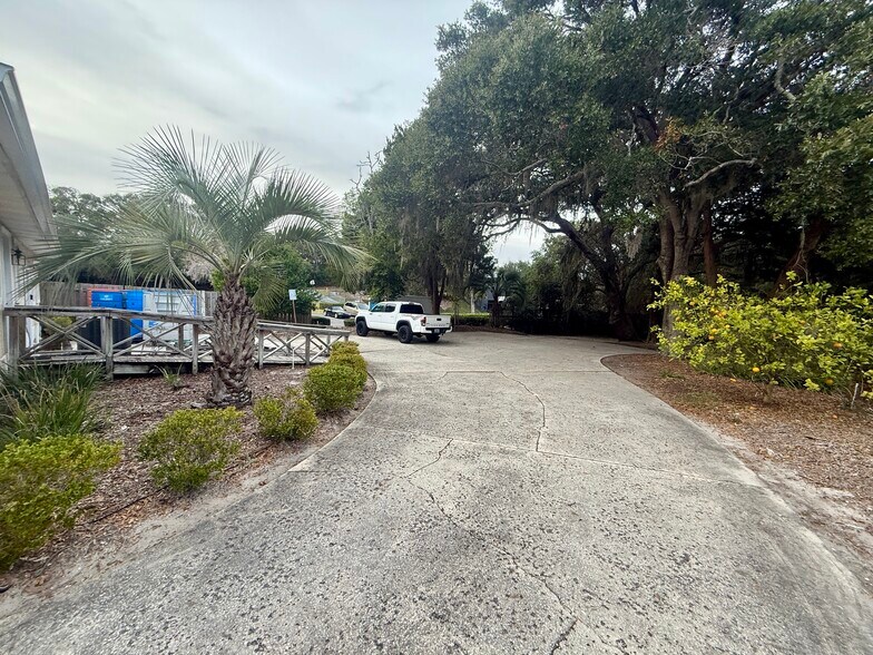 More Photos Of 2477 Sadler Rd, Fernandina Beach Office For Lease