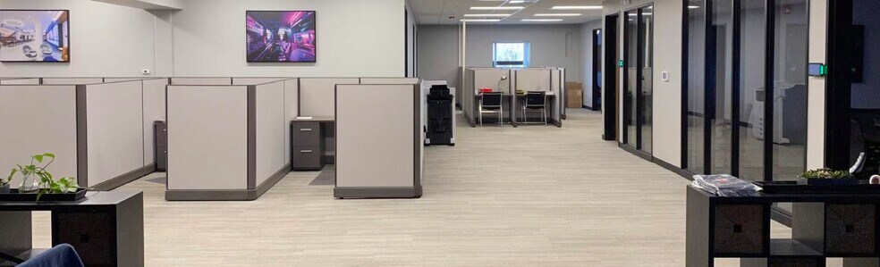 More Photos Of 60 Dodge Ave, North Haven Warehouse For Lease