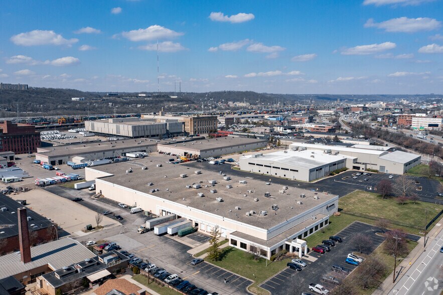 More Photos Of 1441 Western Ave, Cincinnati Manufacturing For Lease