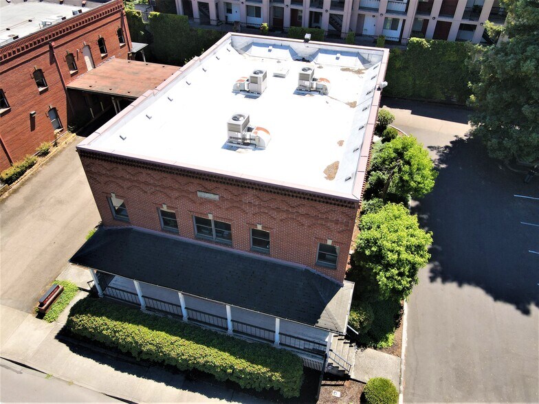 More Photos Of 18660 Sw Boones Ferry Rd, Tualatin Office For Lease