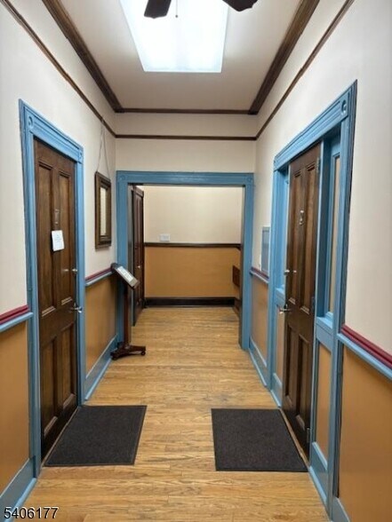 More Photos Of 27-29 Olcott Sq, Bernardsville Storefront Retail Office For Lease