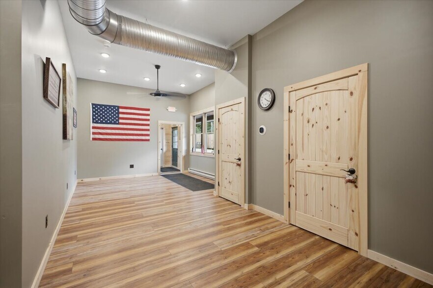 More Photos Of 6275 State Highway 30, Indian Lake Flex For Sale