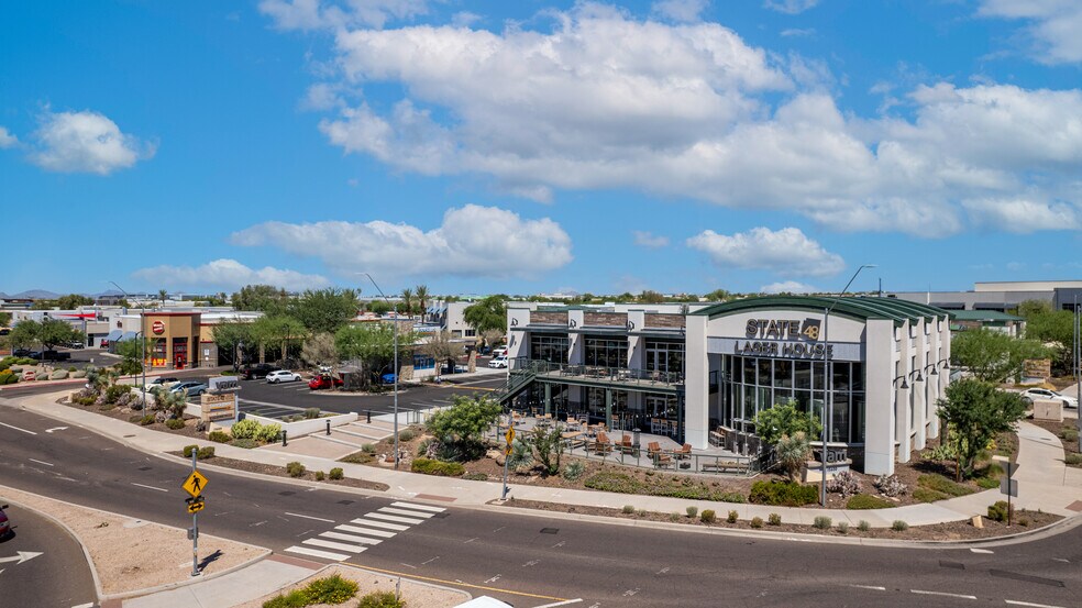 More Photos Of 15600 N Hayden Rd, Scottsdale Storefront For Lease