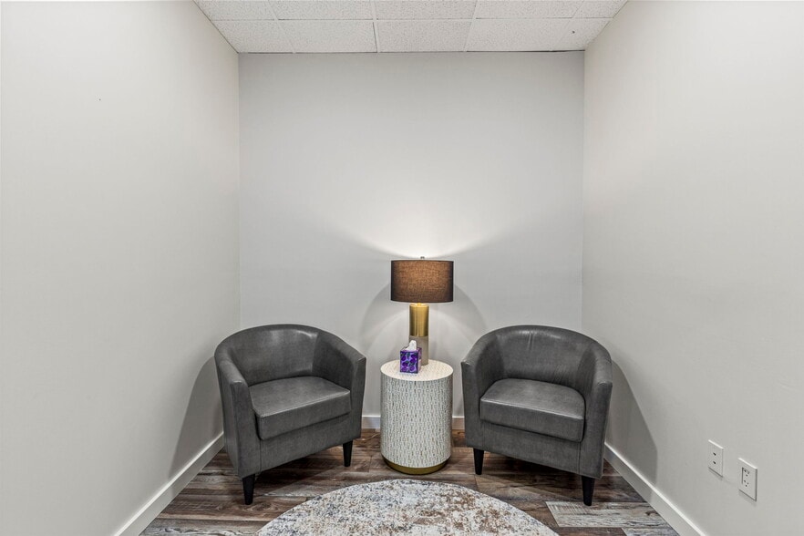 More Photos Of 14203 Park Center Dr, Laurel Office For Sale