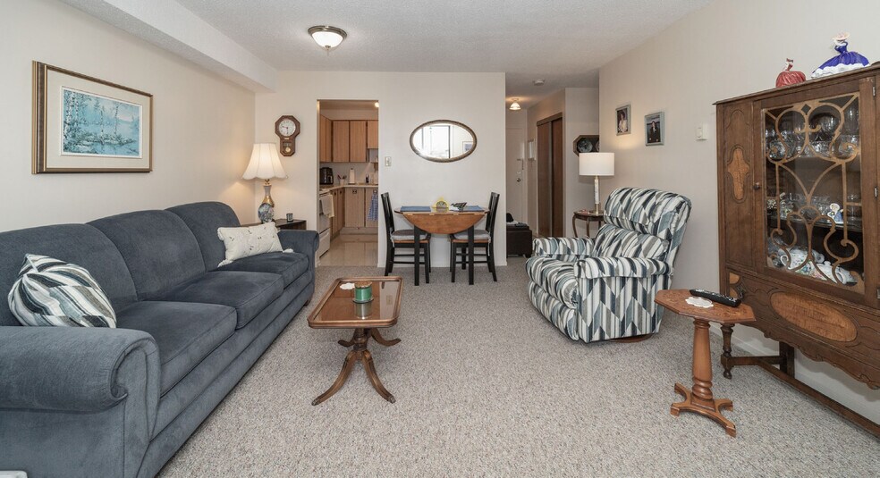 More Photos Of 1 Robert St, Arnprior Apartments For Sale