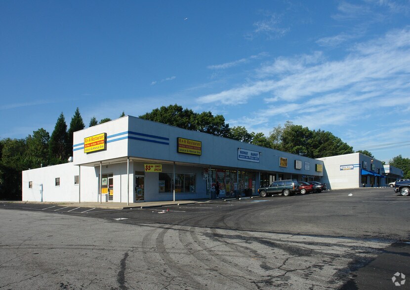 More Photos Of 3699-3709 Covington Hwy, Decatur Unknown For Lease