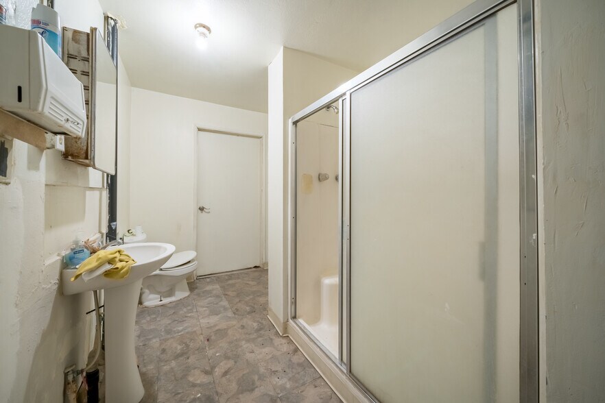 More Photos Of 19215 CA-46 East, Shandon General Retail For Sale