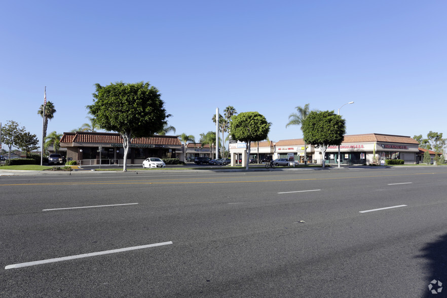 Primary Photo Of 3544-3628 E Chapman Ave, Orange Storefront Retail Office For Lease