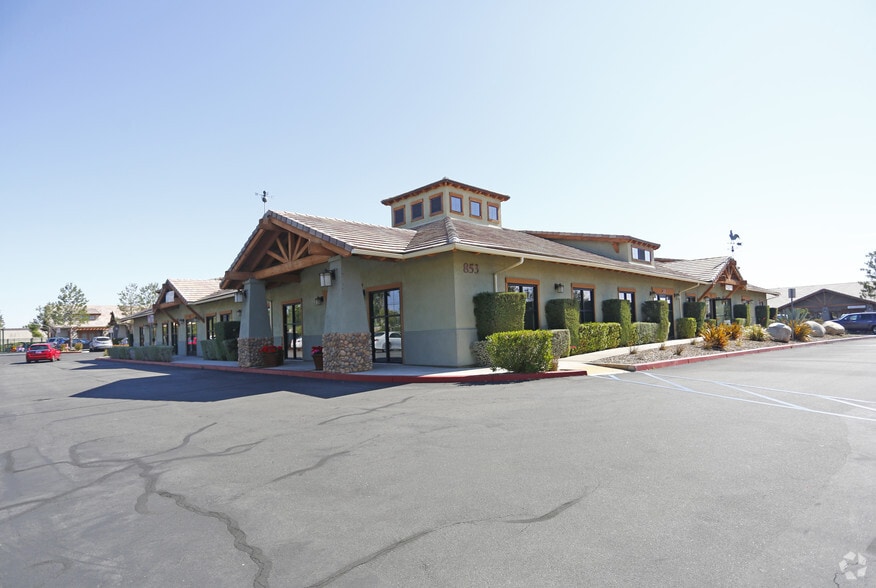 Primary Photo Of 853 Auto Center Dr, Palmdale Unknown For Lease