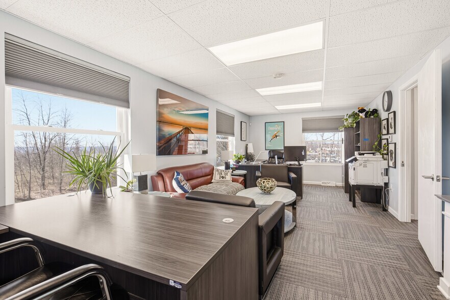More Photos Of 328 Budfield St, Johnstown Office For Sale
