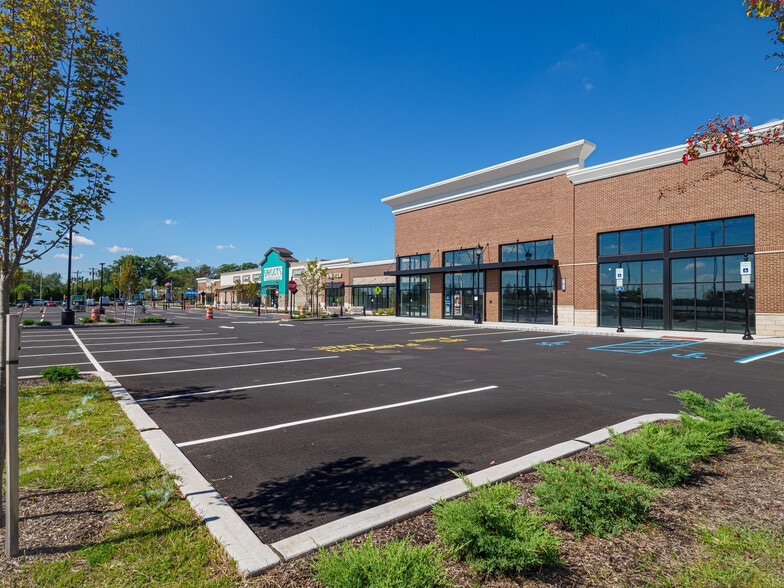 More Photos Of 1000 Saint Georges Ave, Avenel Bank For Lease