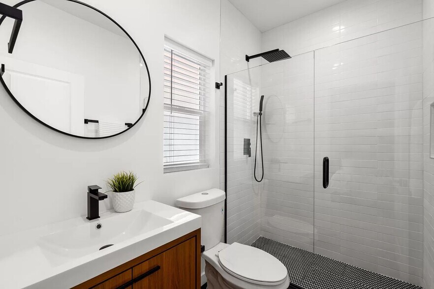 More Photos Of 4959 Jumano Ave, San Diego Apartments For Sale