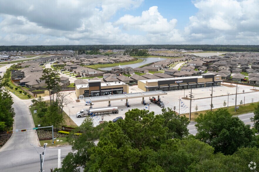 More Photos Of FM 3083 & Granger Pines Way, Conroe General Retail For Lease